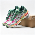 ASICS Gel-Cumulus 16 | Retro green and pink color blocking + GEL cushioning + breathable mesh upper unisex Y2K platform sneakers a must-have item for spring and summer trends