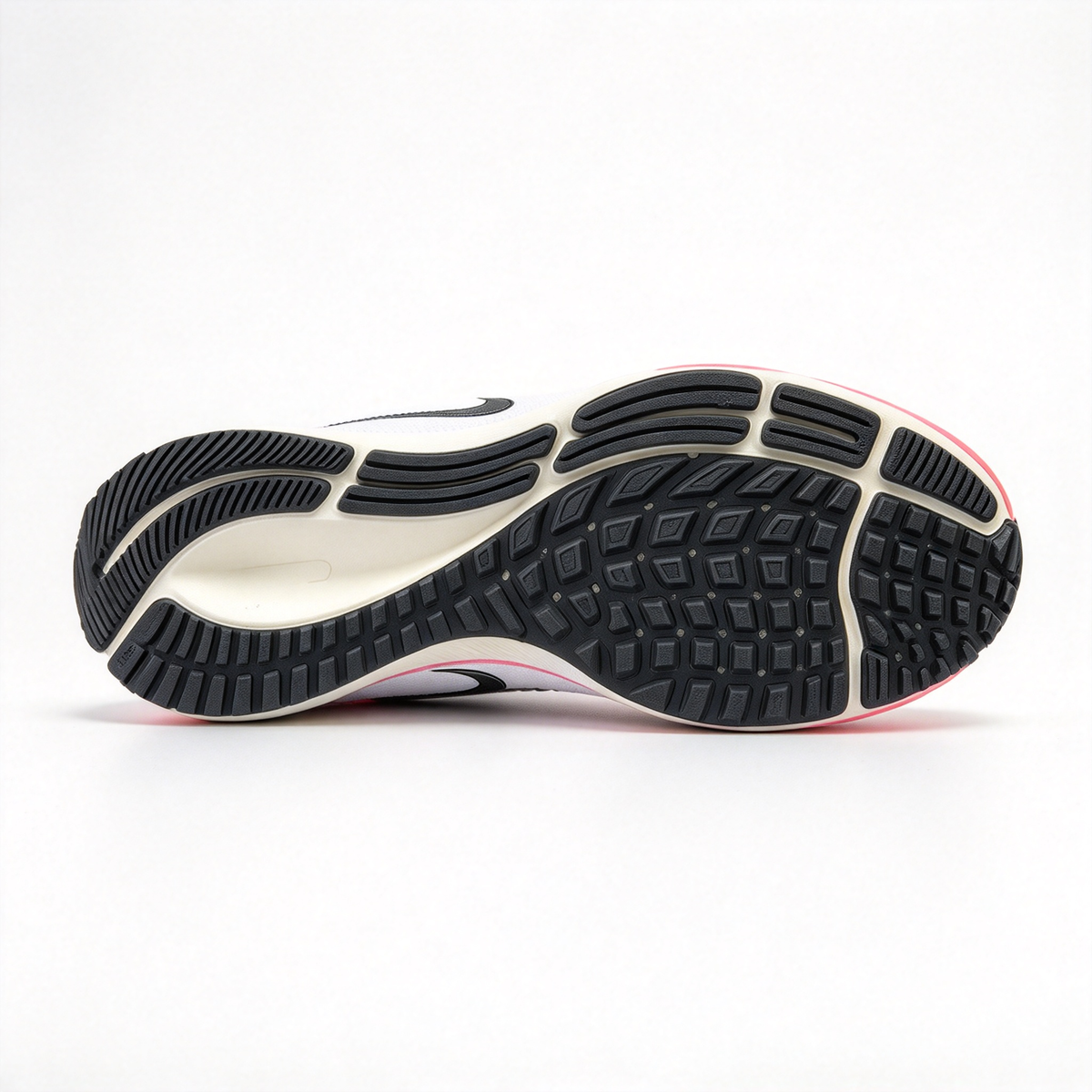 Nike Air Zoom Pegasus – White/Black/Green | React foam + Zoom Air cushioning | Breathable mesh upper | Roomy toe box design | Suitable for road running and everyday wear | Unisex style