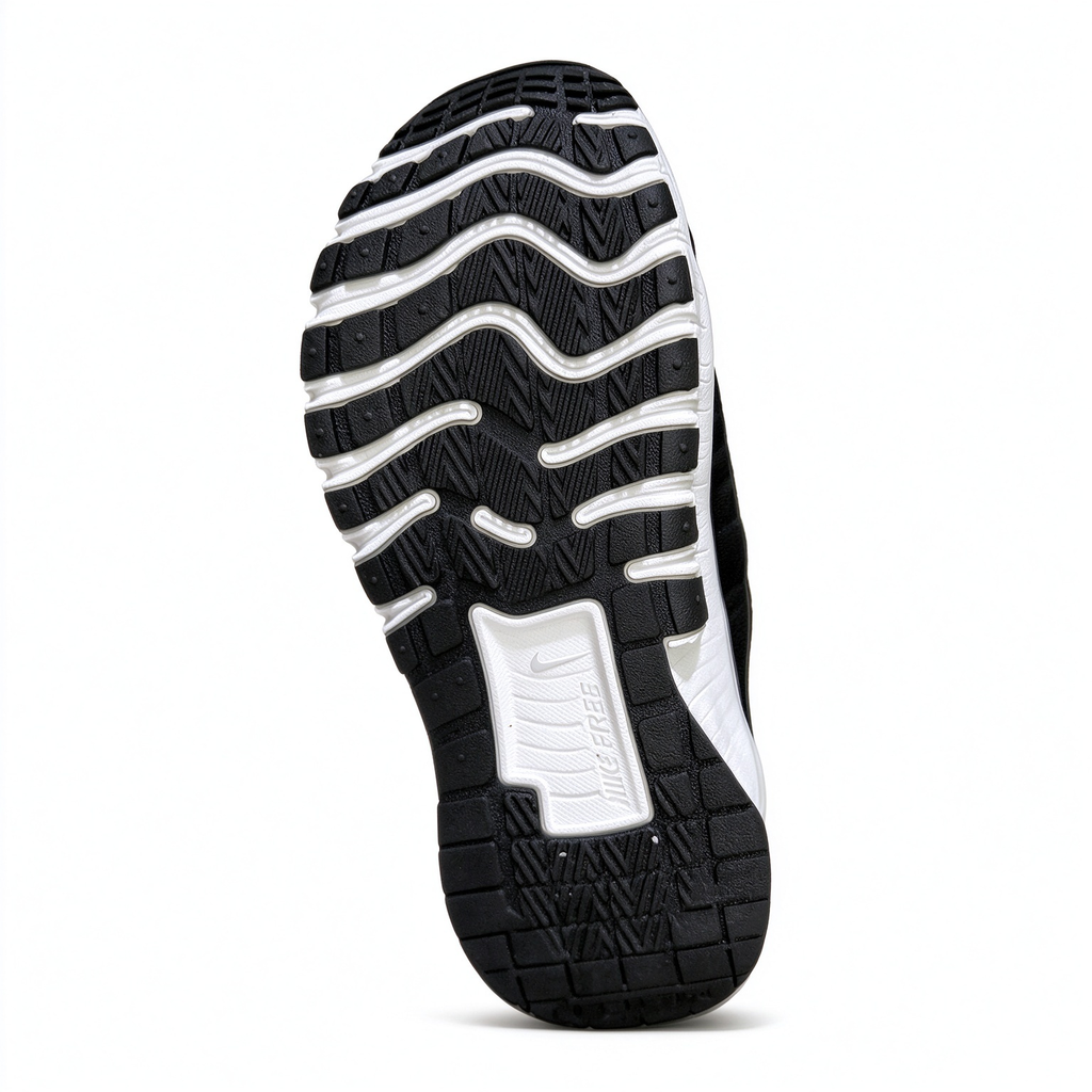 Nike Free Metcon 6 Training Shoes | Black/White Colorway | Lightweight, Breathable Mesh | Flexible Forefoot, Stable Heel | Suitable for HIIT and Weightlifting | Unisex Style