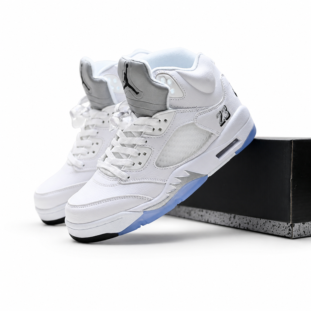 Air Jordan 5 Retro 'Metallic Silver' | White Leather + Silver Reflective Tongue + Icy Blue Outsole, Men's Basketball & Lifestyle Sneakers, Iconic 90s Streetwear & Premium Comfort