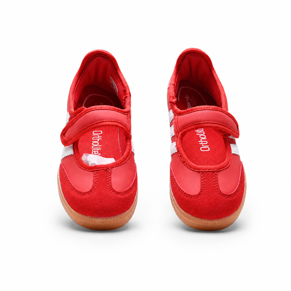 Adidas Originals Samba Jane W JQ6446 | Red Mary Jane style with Velcro straps, gum soles, and the iconic Three Stripes; a retro women's sneaker—a hit for Spring/Summer 2025.
