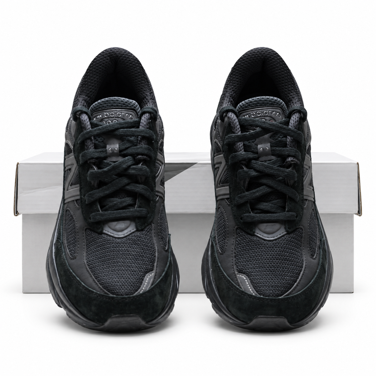 New Balance 990v6 'Black' | Triple Black Suede & Mesh + FuelCell Cushioning + Made in USA, Premium Men's & Women's Lifestyle Sneakers, All-Black Dad Shoes & Running Heritage